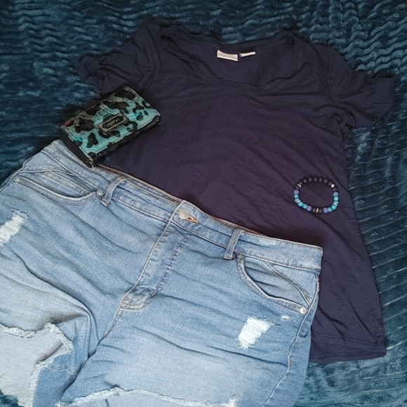 Small navy blue Kenar t-shrit - Picture 1 of 5